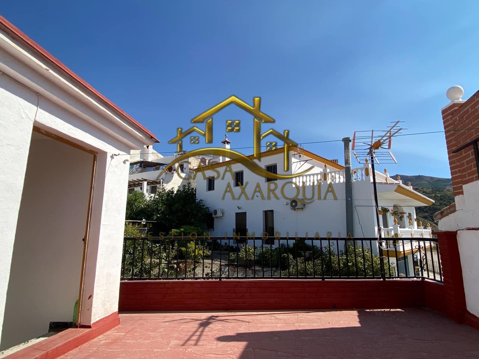 2 bedroom Terraced Villa for sale in Sedella - € 75,000 (Ref: 9435981)