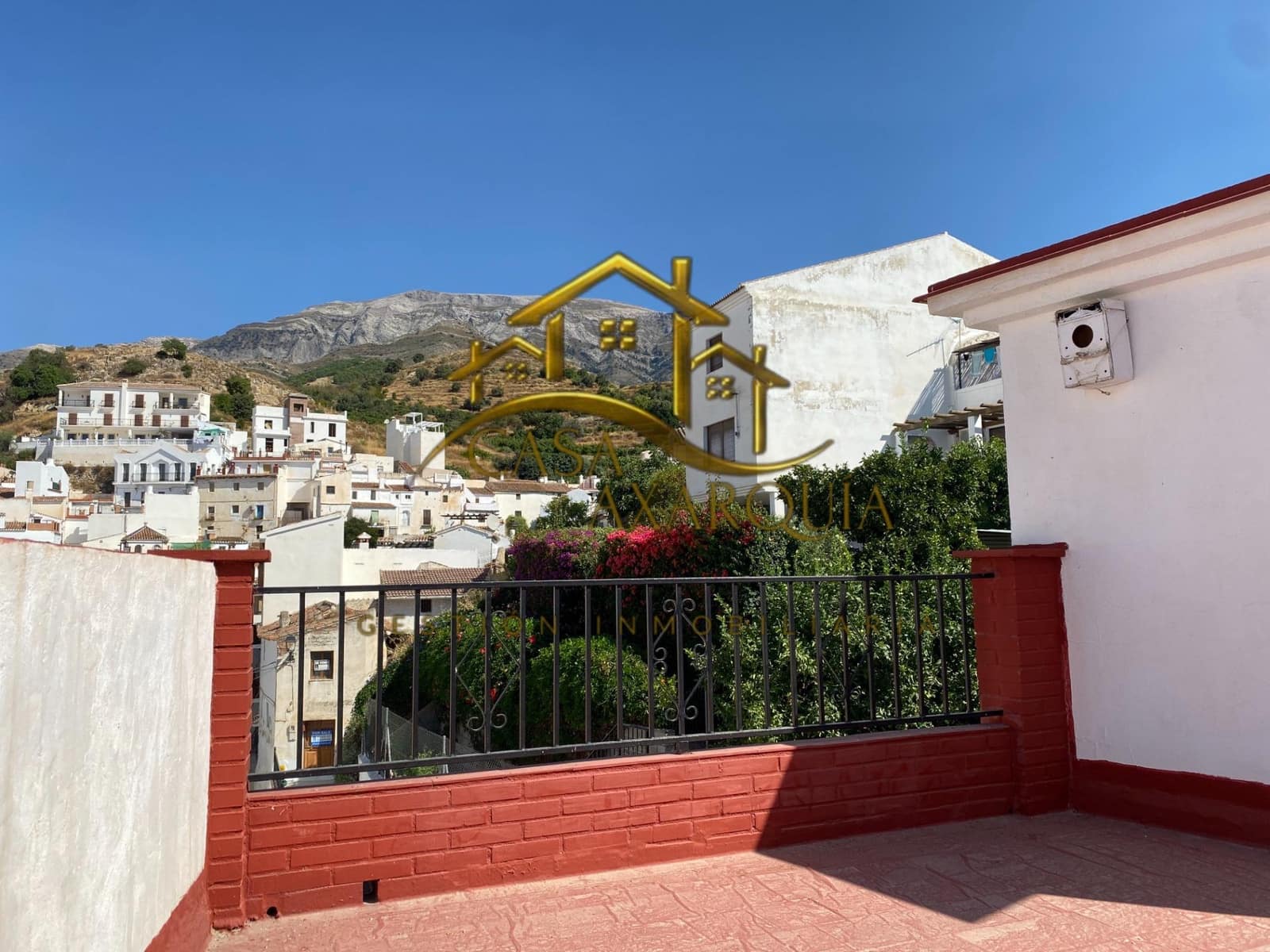 2 bedroom Terraced Villa for sale in Sedella - € 75,000 (Ref: 9435981)