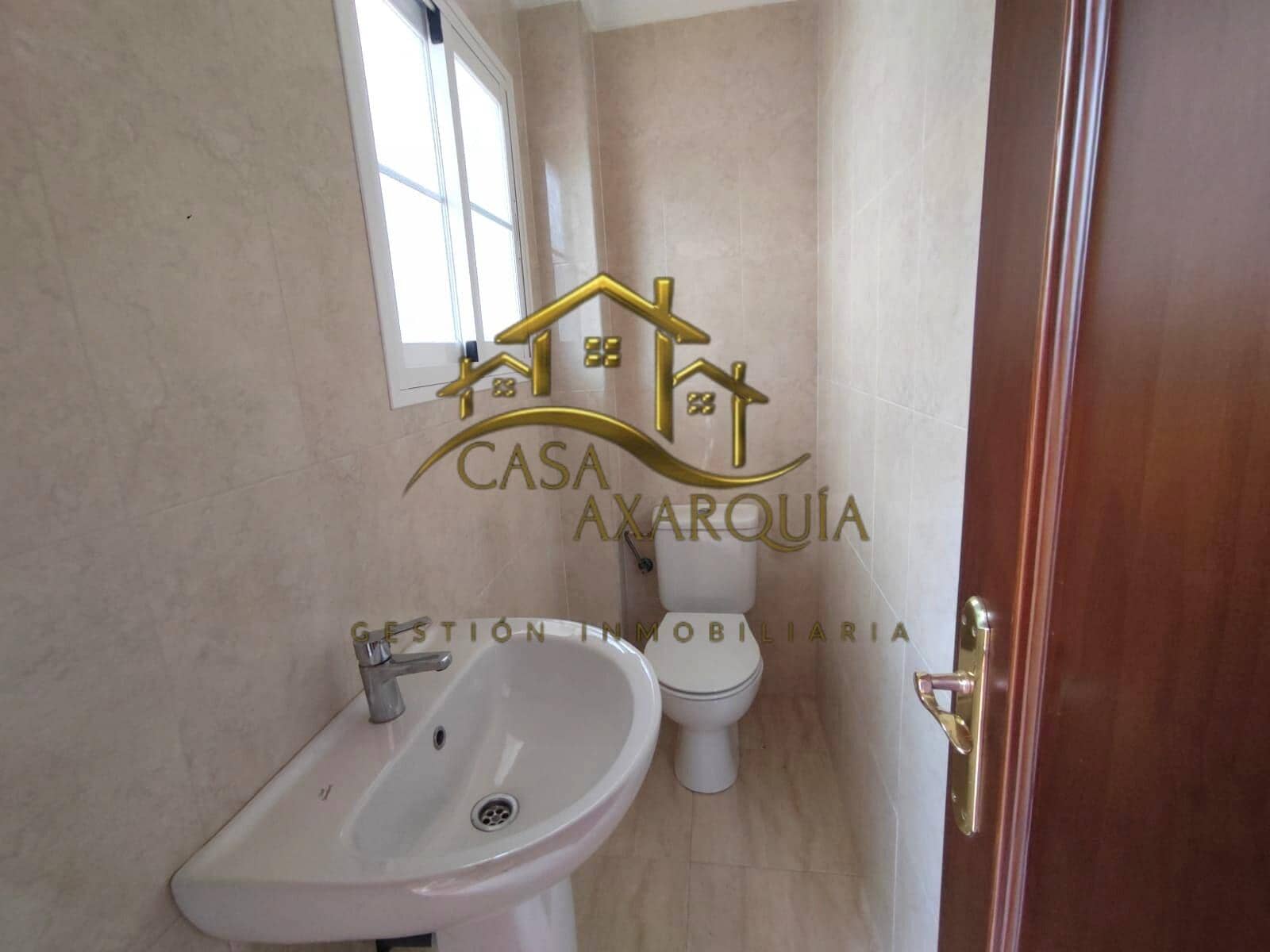 3 slaapkamer Rijtjeshuis te koop in Alcaucin met zwembad garage - € 185.000 (Ref: 9450140)