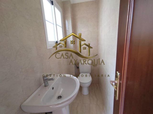 3 soverom Rekkehus til salgs i Alcaucín med svømmebasseng garasje - € 185 000 (Ref: 9450140)