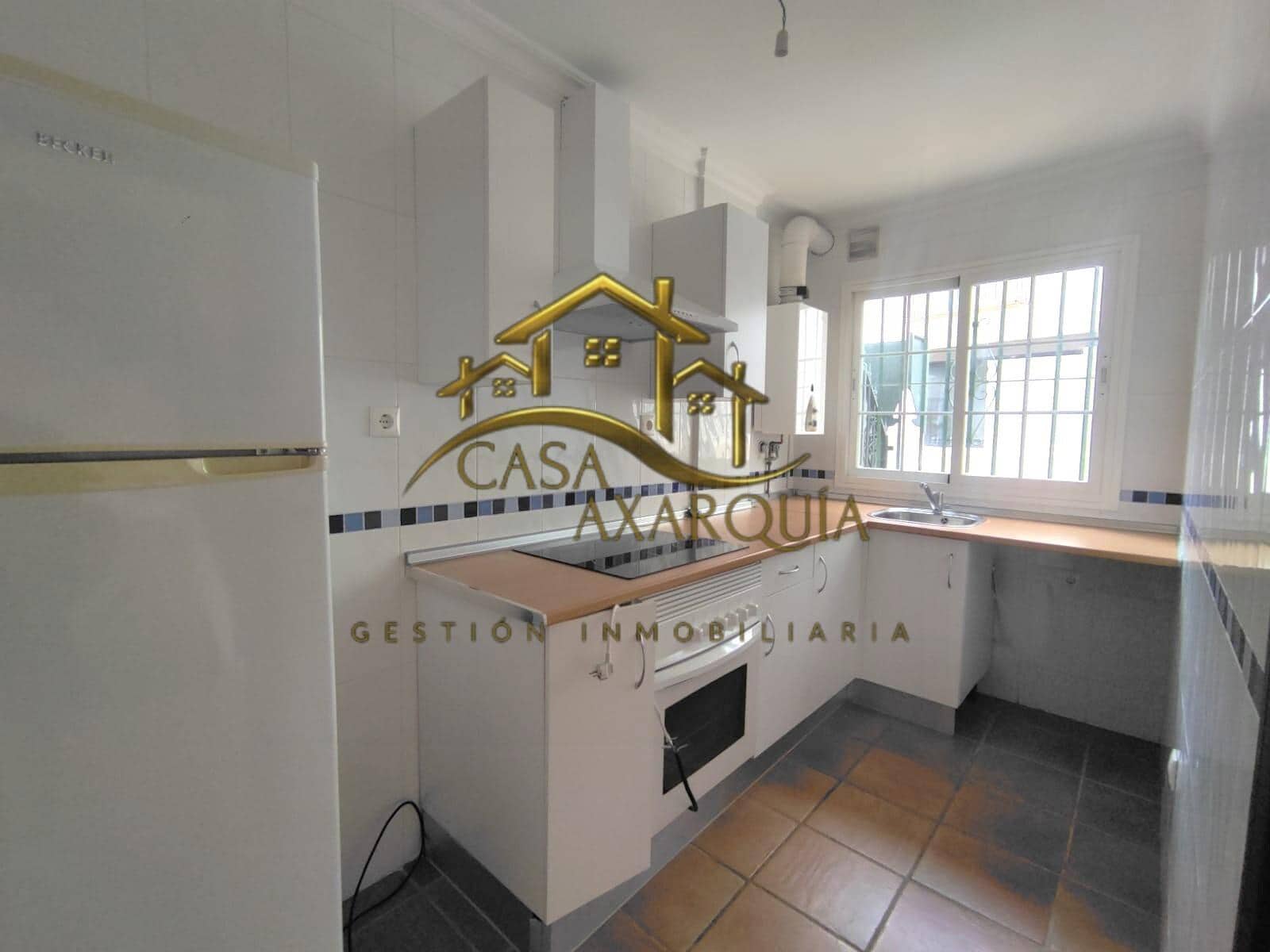 3 slaapkamer Rijtjeshuis te koop in Alcaucin met zwembad garage - € 185.000 (Ref: 9450140)