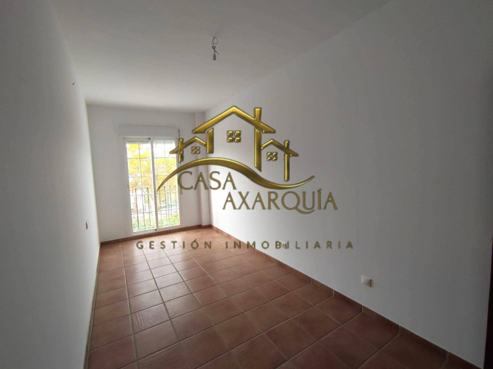 3 slaapkamer Rijtjeshuis te koop in Alcaucin met zwembad garage - € 185.000 (Ref: 9450140)