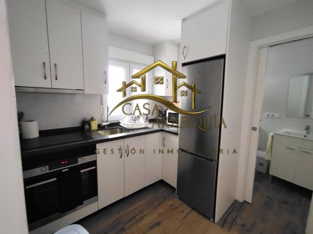 Casa de 5 habitaciones en Vélez-Málaga en venta - 299.000 € (Ref: 9474988)