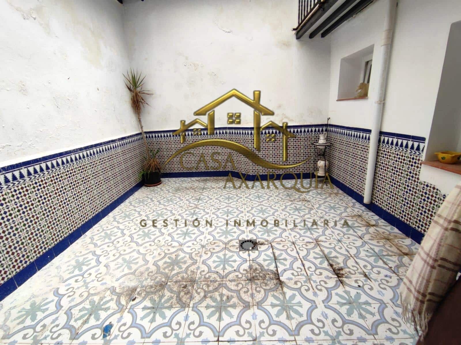 5 bedroom Townhouse for sale in Velez-Malaga - € 299,000 (Ref: 9474988)