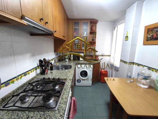 2 quarto Apartamento para venda em El Morche, Torrox com garagem - 210 000 € (Ref: 9513574)