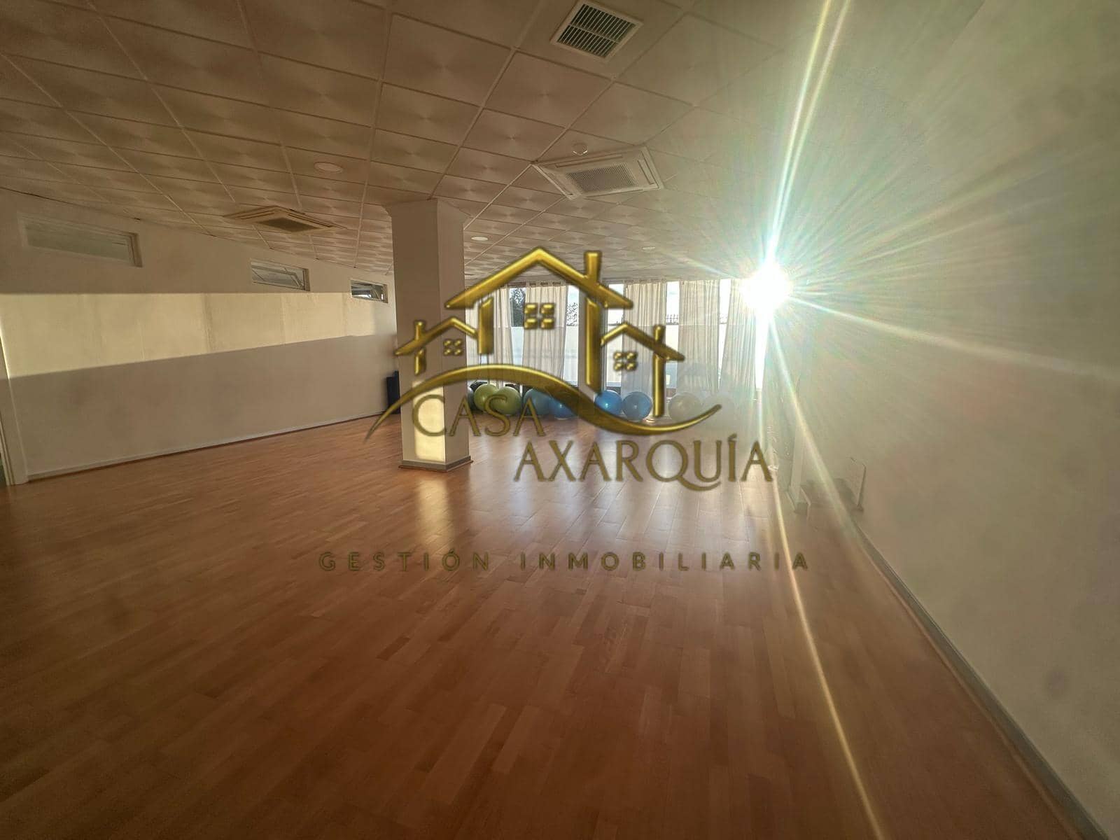 2 makuuhuone Kaupallinen myytävänä paikassa Torre del Mar - 329 000 € (Ref: 9527856)