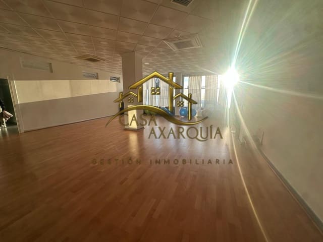 2 makuuhuone Kaupallinen myytävänä paikassa Torre del Mar, Vélez-Málaga - 329 000 € (Ref: 9527856)