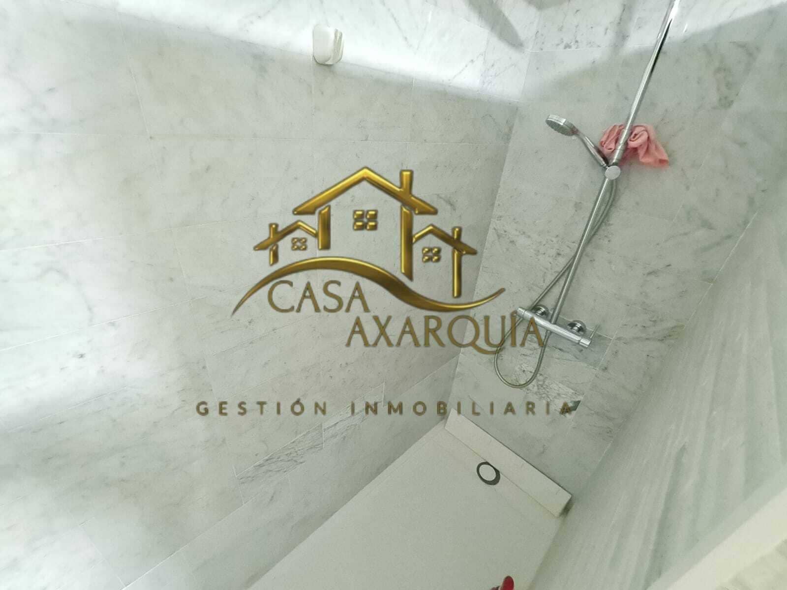 2 soveværelse Rækkehus til salg i Torre del Mar med swimmingpool - € 450.000 (Ref: 9530834)