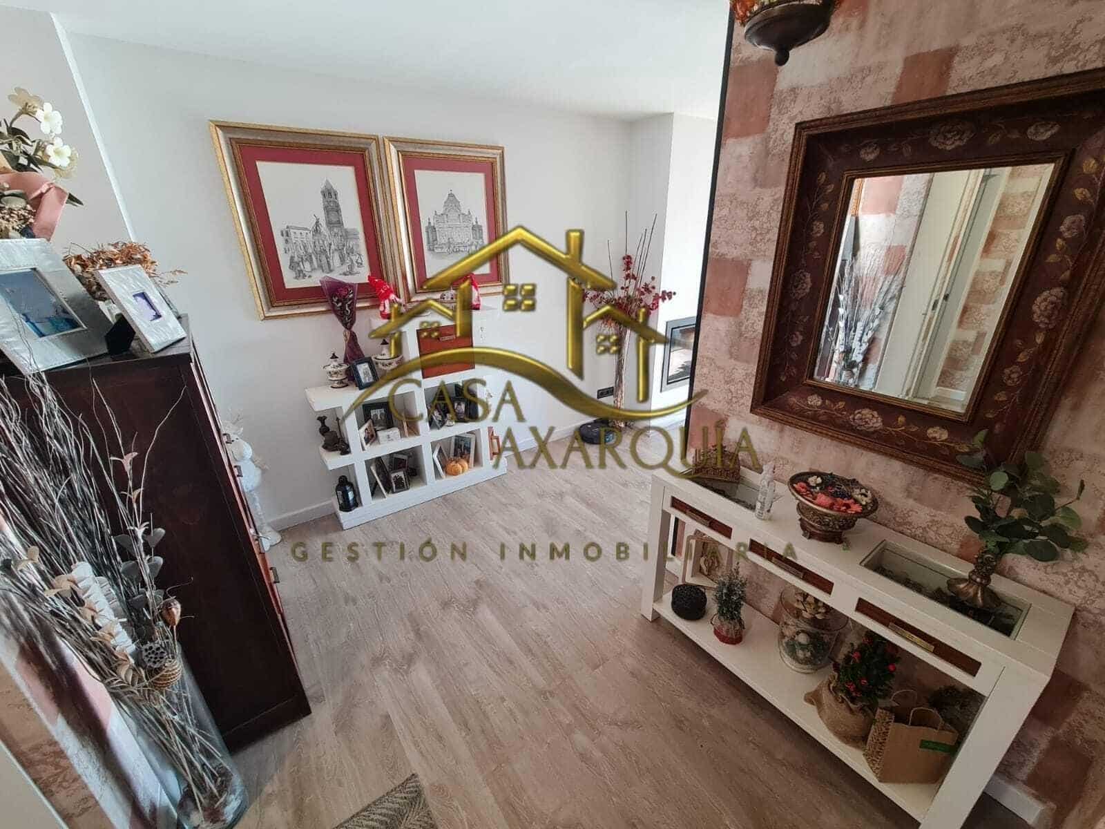 2 soveværelse Rækkehus til salg i Torre del Mar med swimmingpool - € 450.000 (Ref: 9530834)