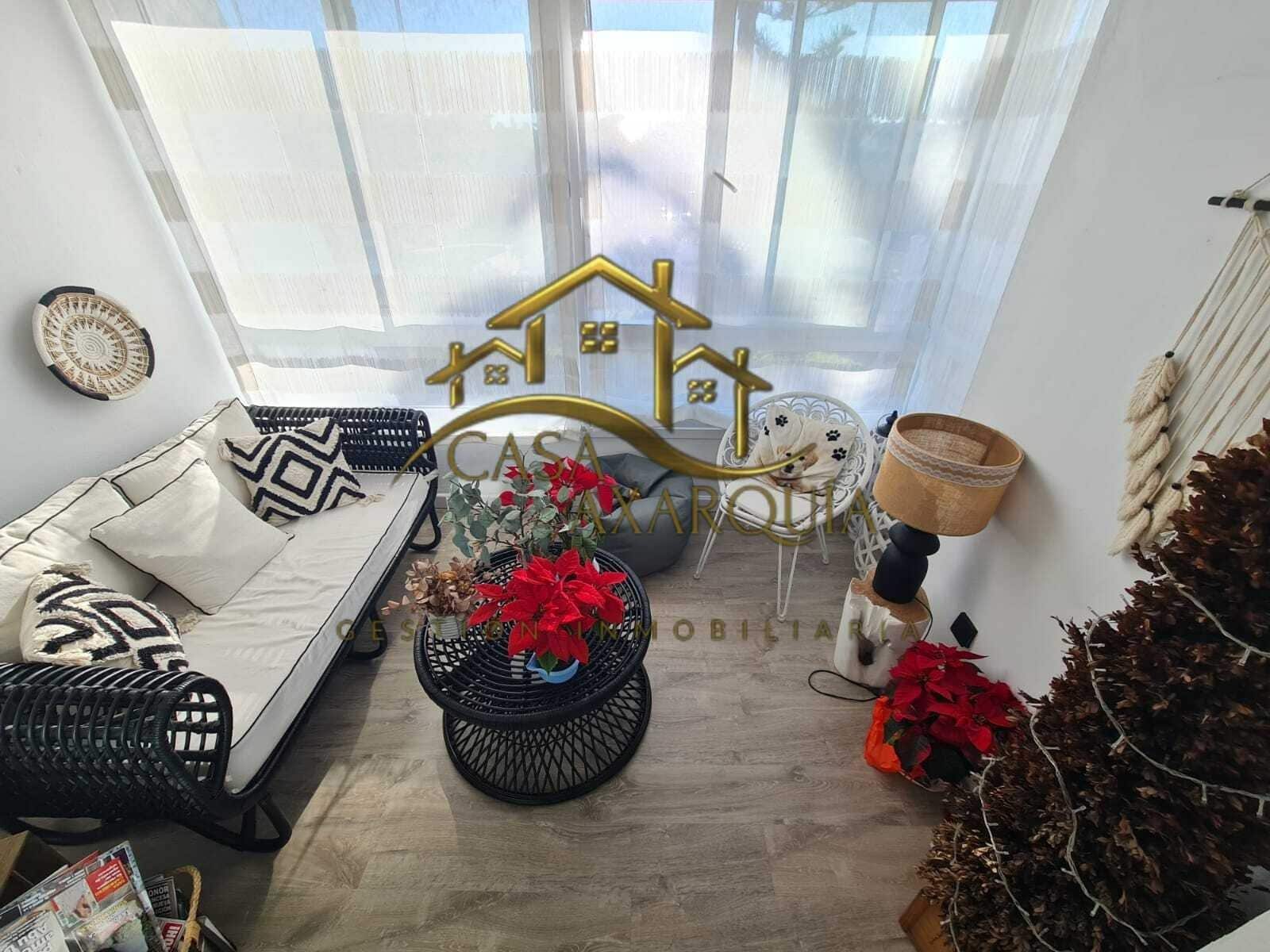 2 soveværelse Rækkehus til salg i Torre del Mar med swimmingpool - € 450.000 (Ref: 9530834)