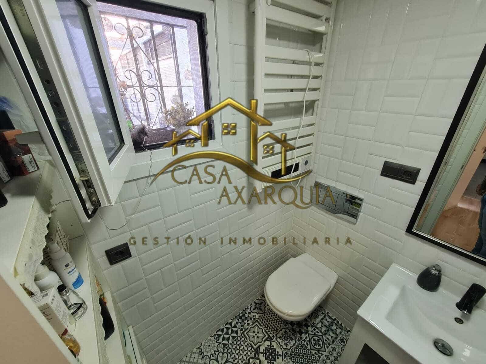 2 soveværelse Rækkehus til salg i Torre del Mar med swimmingpool - € 450.000 (Ref: 9530834)