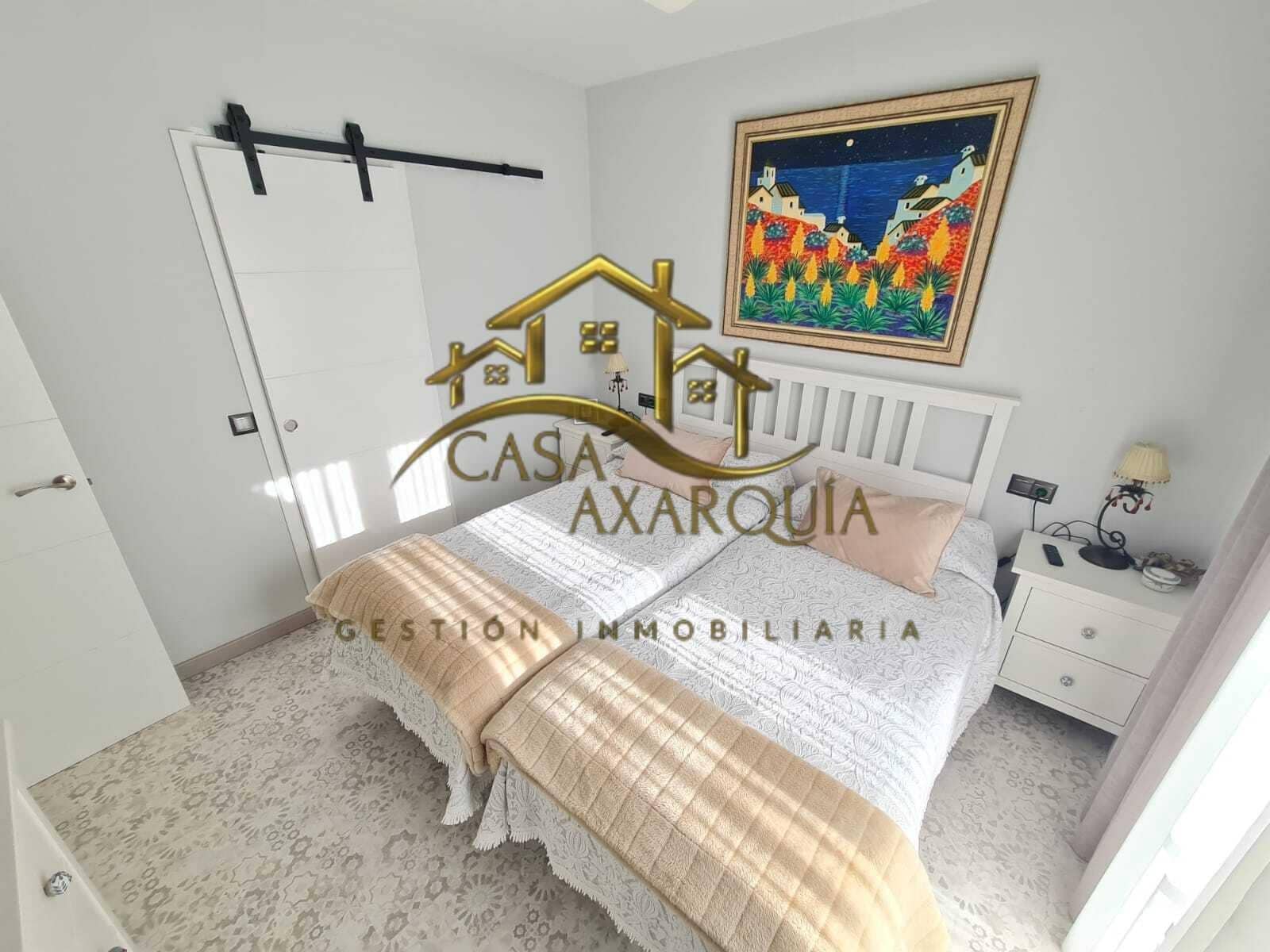 2 soveværelse Rækkehus til salg i Torre del Mar med swimmingpool - € 450.000 (Ref: 9530834)