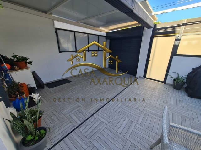 2 soveværelse Rækkehus til salg i Torre del Mar, Vélez-Málaga med swimmingpool - € 450.000 (Ref: 9530834)