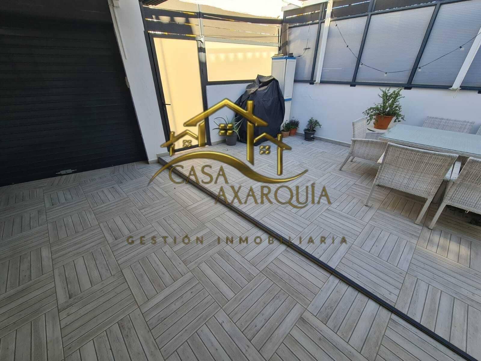 2 soveværelse Rækkehus til salg i Torre del Mar med swimmingpool - € 450.000 (Ref: 9530834)
