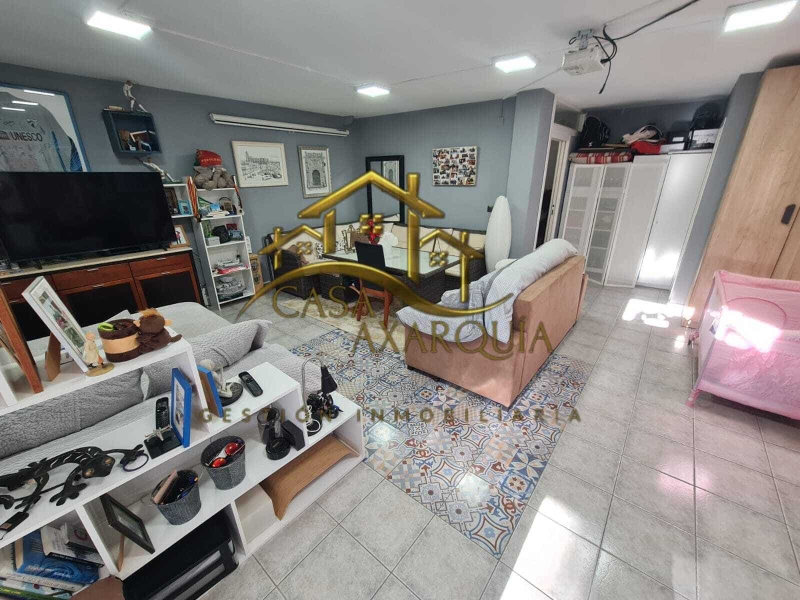 2 soveværelse Rækkehus til salg i Torre del Mar med swimmingpool - € 450.000 (Ref: 9530834)