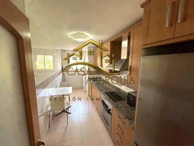 Piso de 2 habitaciones en Caleta de Vélez, Vélez-Málaga en venta con piscina - 290.000 € (Ref: 9541615)