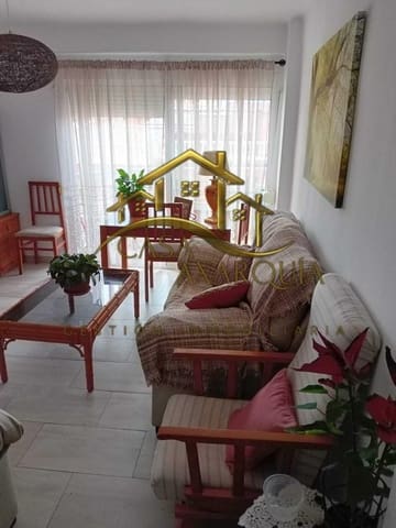 Piso de 3 habitaciones en Torre del Mar, Vélez-Málaga en alquiler - 1.600 € (Ref: 9543823)