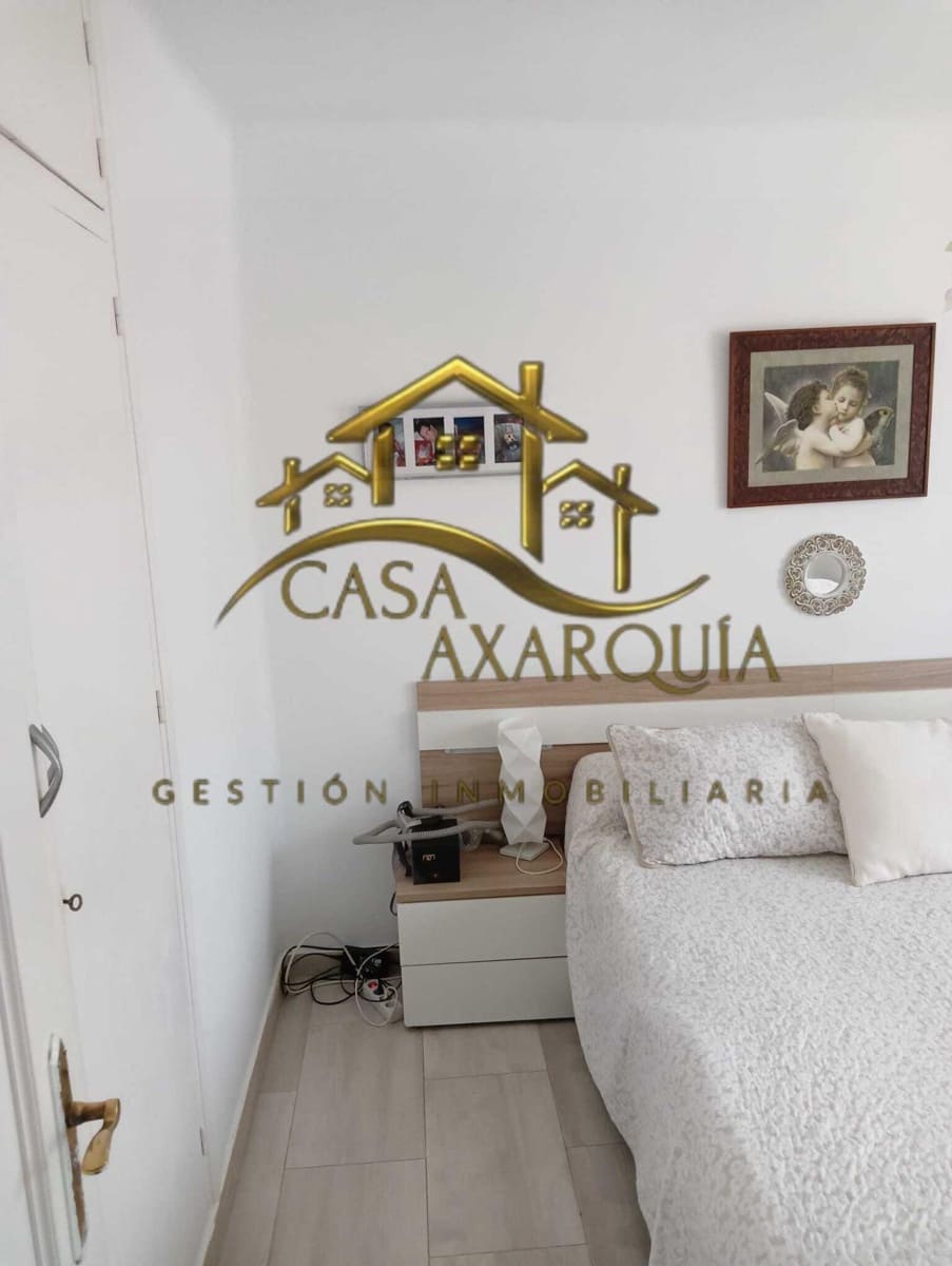 Piso de 3 habitaciones en Torre del Mar en alquiler - 1.600 € (Ref: 9543823)