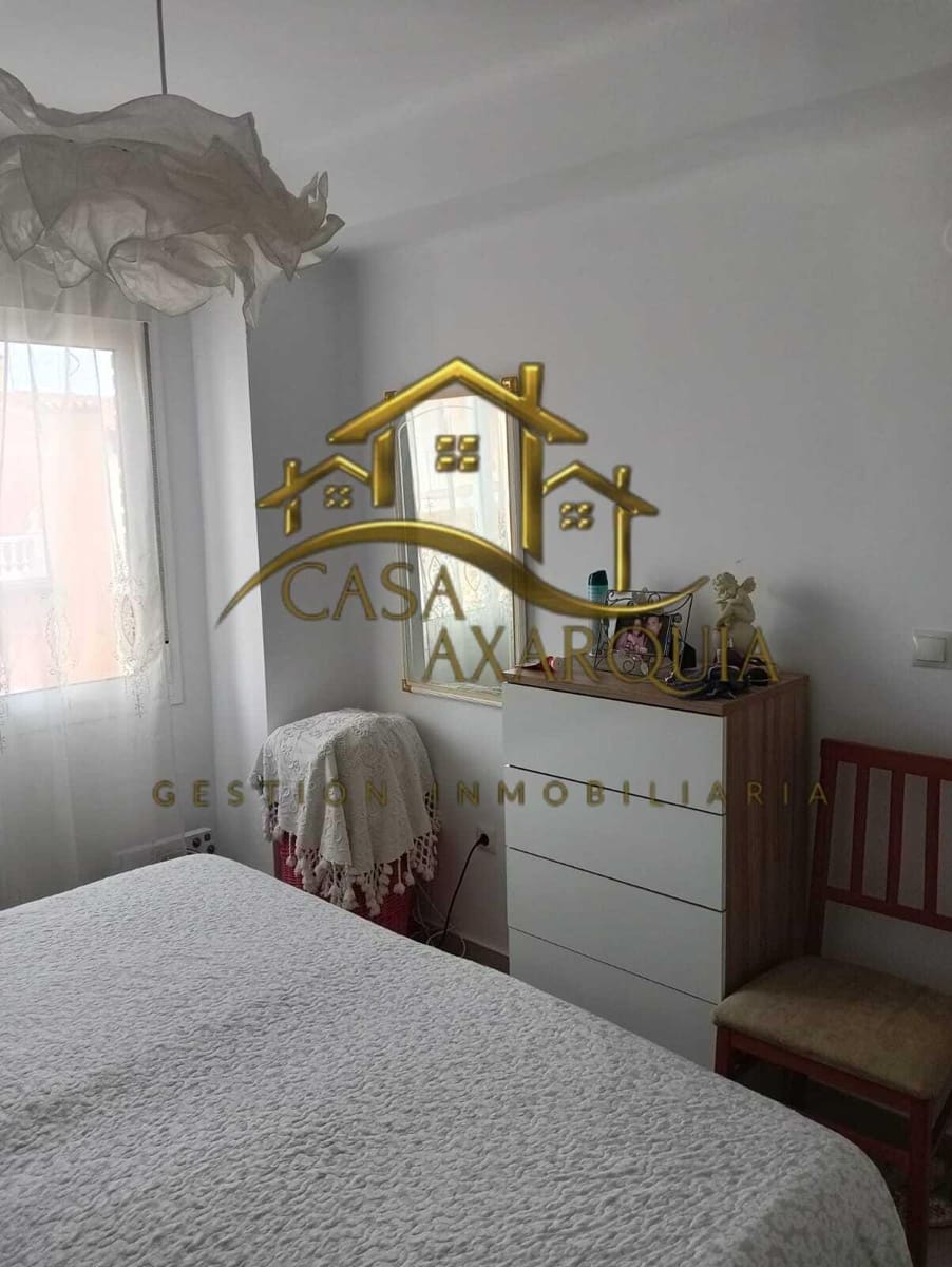 Piso de 3 habitaciones en Torre del Mar en alquiler - 1.600 € (Ref: 9543823)