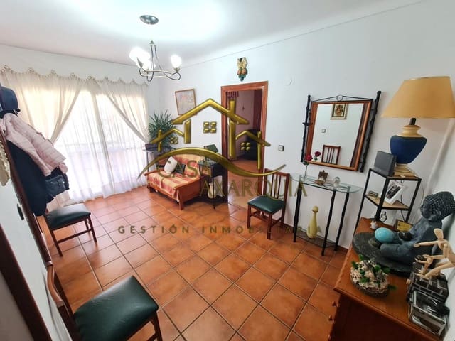 Chalet de 5 habitaciones en Vélez-Málaga en venta con garaje - 290.000 € (Ref: 9596376)