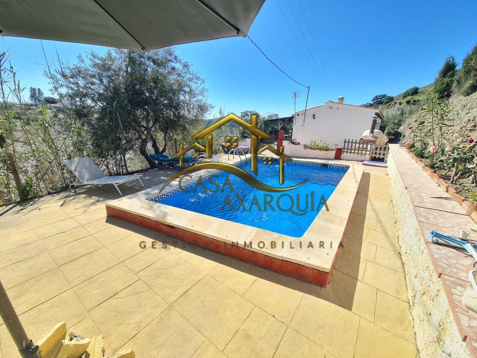 3 chambre Finca/Maison de Campagne à vendre à Sedella avec piscine - 225 000 € (Ref: 9625896)