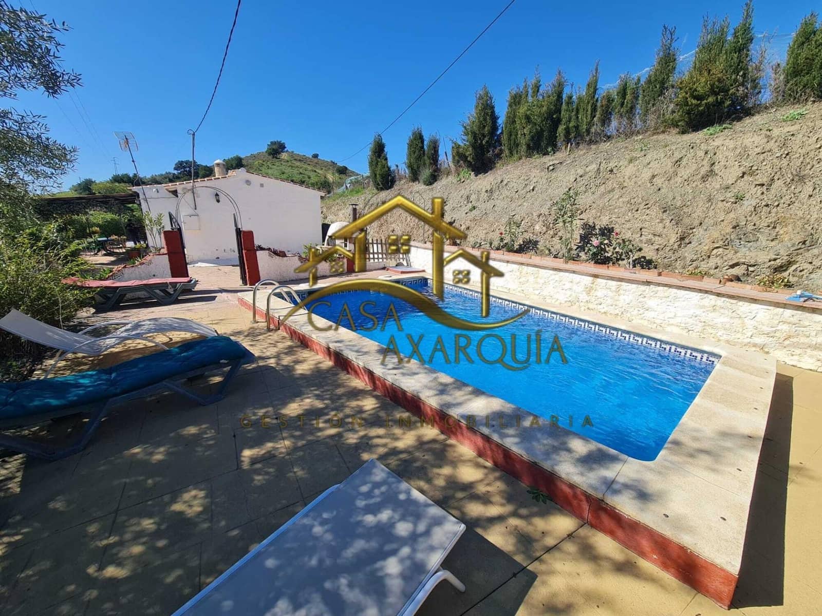 3 chambre Finca/Maison de Campagne à vendre à Sedella avec piscine - 225 000 € (Ref: 9625896)