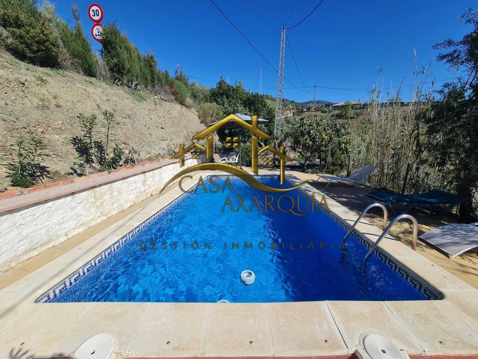 3 chambre Finca/Maison de Campagne à vendre à Sedella avec piscine - 225 000 € (Ref: 9625896)