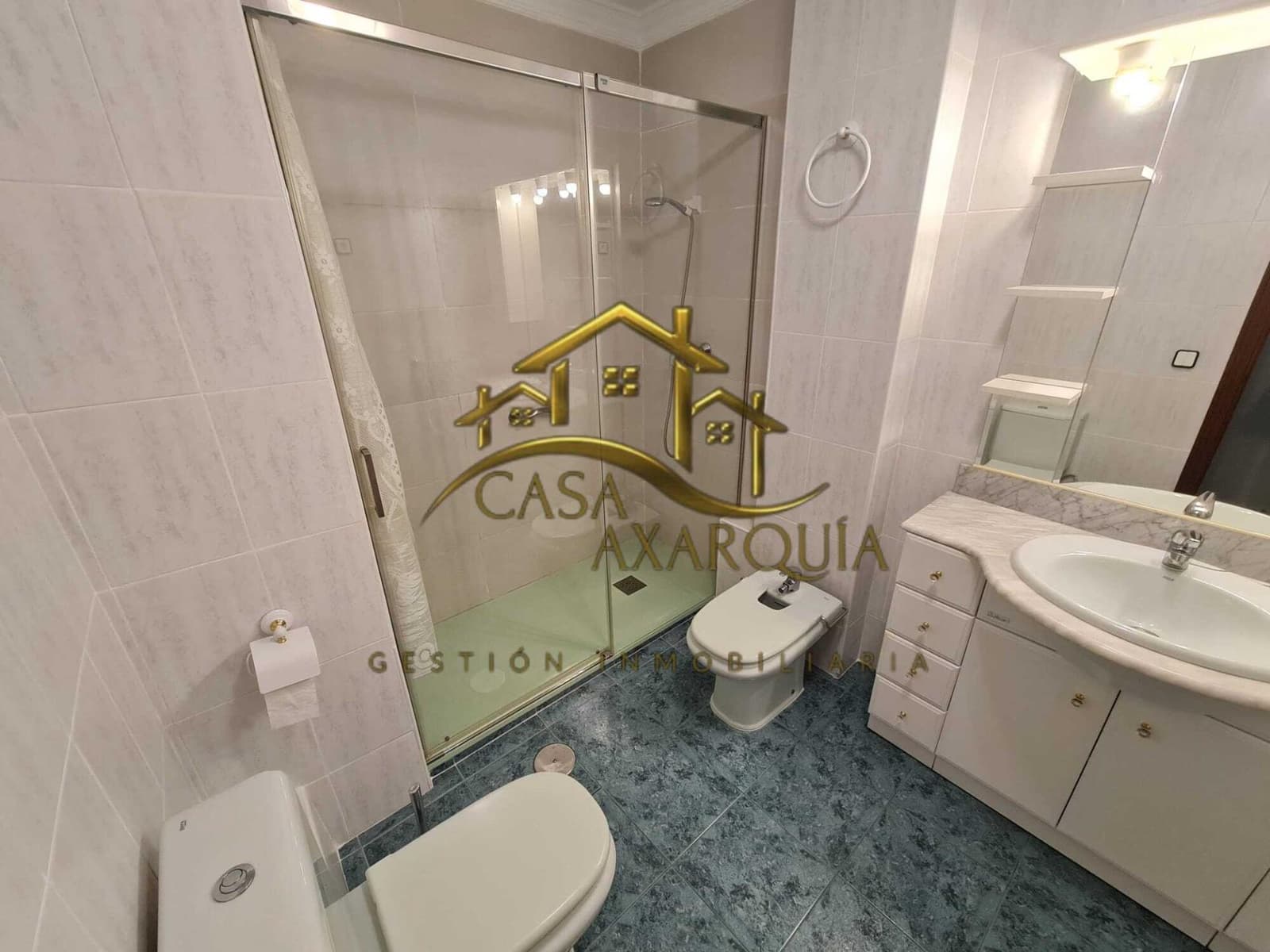 3 soveværelse Lejlighed til salg i Velez-Malaga med garage - € 325.000 (Ref: 9627788)