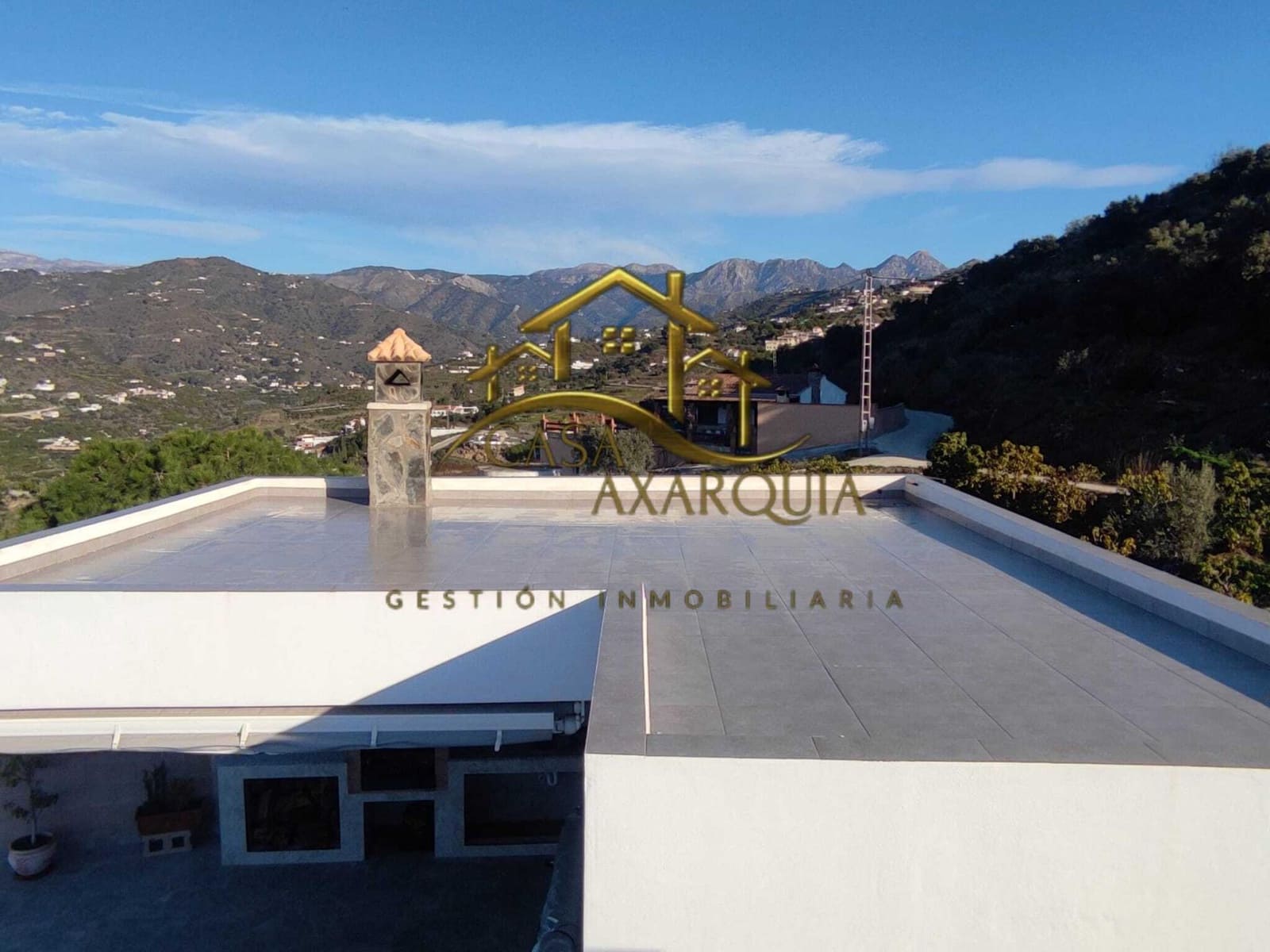 3 makuuhuone Maalaistalo vuokrattavana paikassa Torrox mukana uima-altaan - 2 250 € (Ref: 9637776)