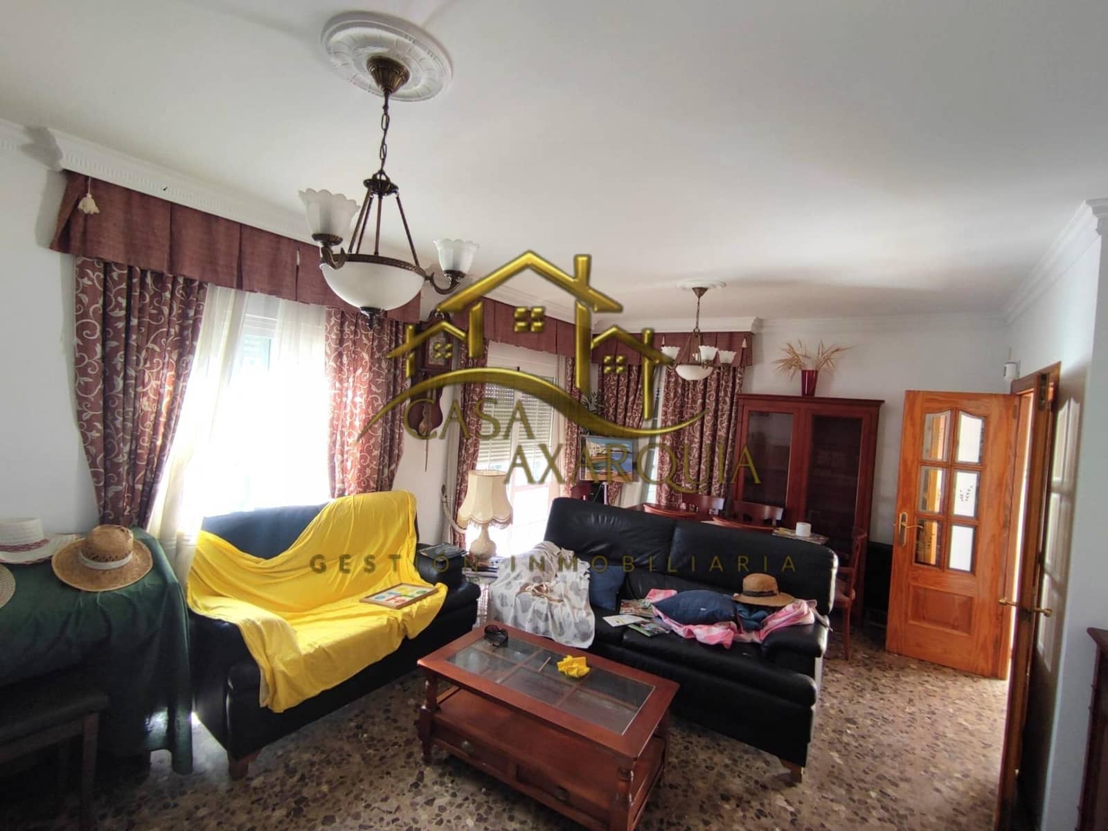 2 bedroom Villa for sale in Torrox-Costa with garage - € 450,000 (Ref: 9670885)