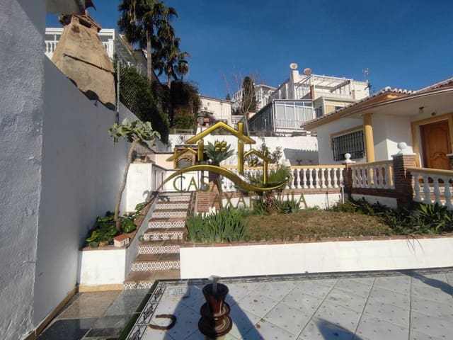 2 makuuhuone Huvila myytävänä paikassa Torrox-Costa, Torrox mukana 
autotalli - 450 000 € (Ref: 9670885)