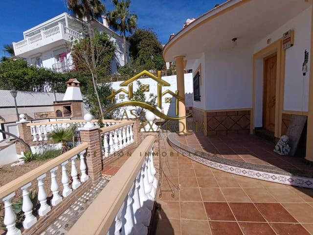 2 soverom Villa til salgs i Torrox-Costa, Torrox med garasje - € 450 000 (Ref: 9670885)