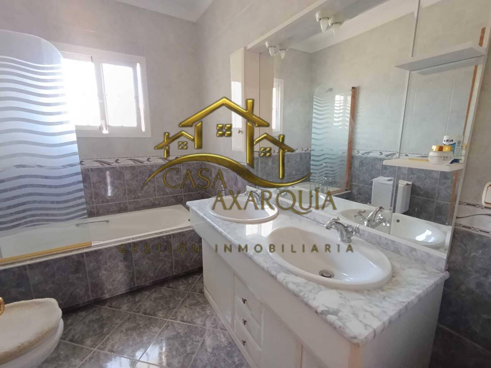 2 sypialnia Willa na sprzedaż w Torrox-Costa z garażem - 450 000 € (Ref: 9670885)