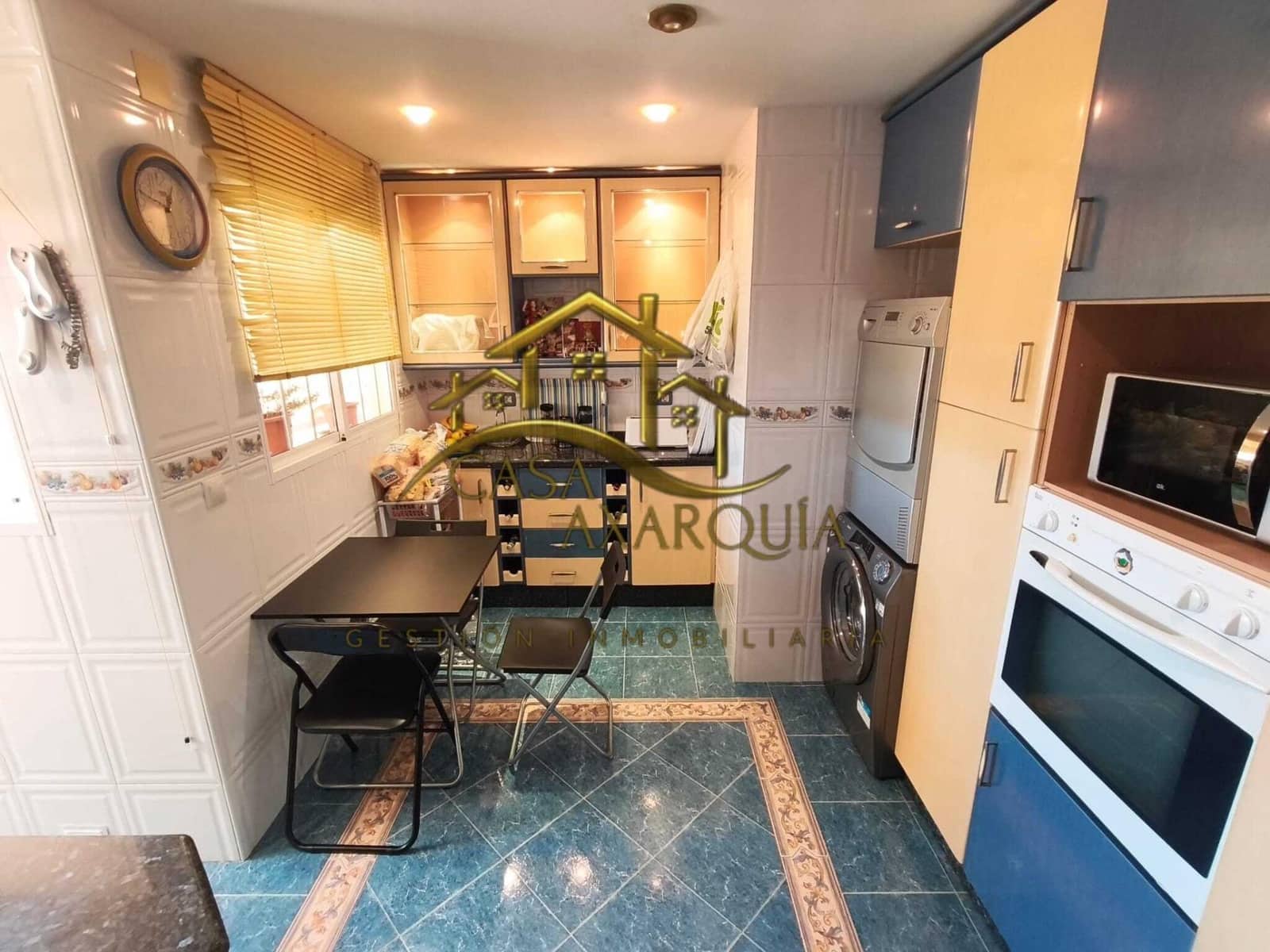 4 Zimmer Wohnung zu verkaufen in Malaga Stadt - 350.000 € (Ref: 9686753)