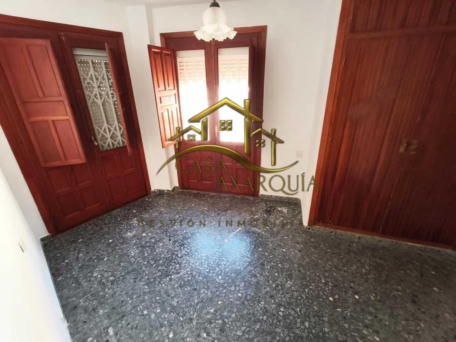 6 soveværelse Byhus til salg i Velez-Malaga - € 220.000 (Ref: 9755894)