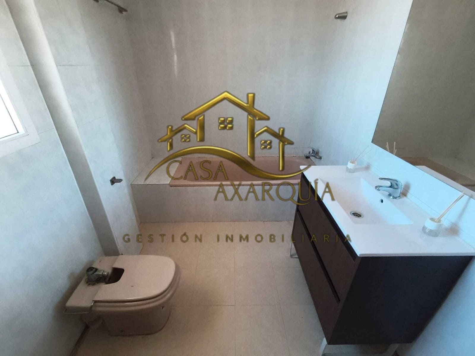 2 chambre Villa/Maison Semi-Mitoyenne à vendre à Alhaurin de la Torre - 599 000 € (Ref: 9759156)