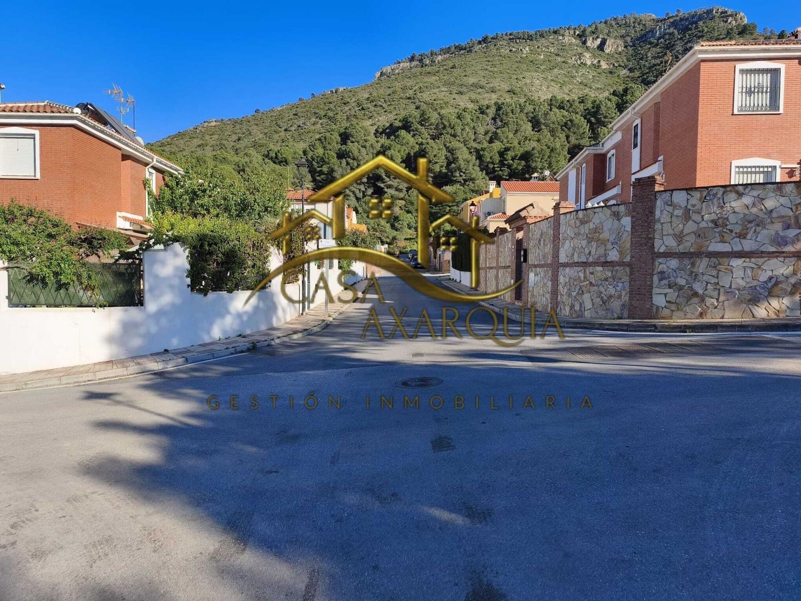 2 chambre Villa/Maison Semi-Mitoyenne à vendre à Alhaurin de la Torre - 599 000 € (Ref: 9759156)