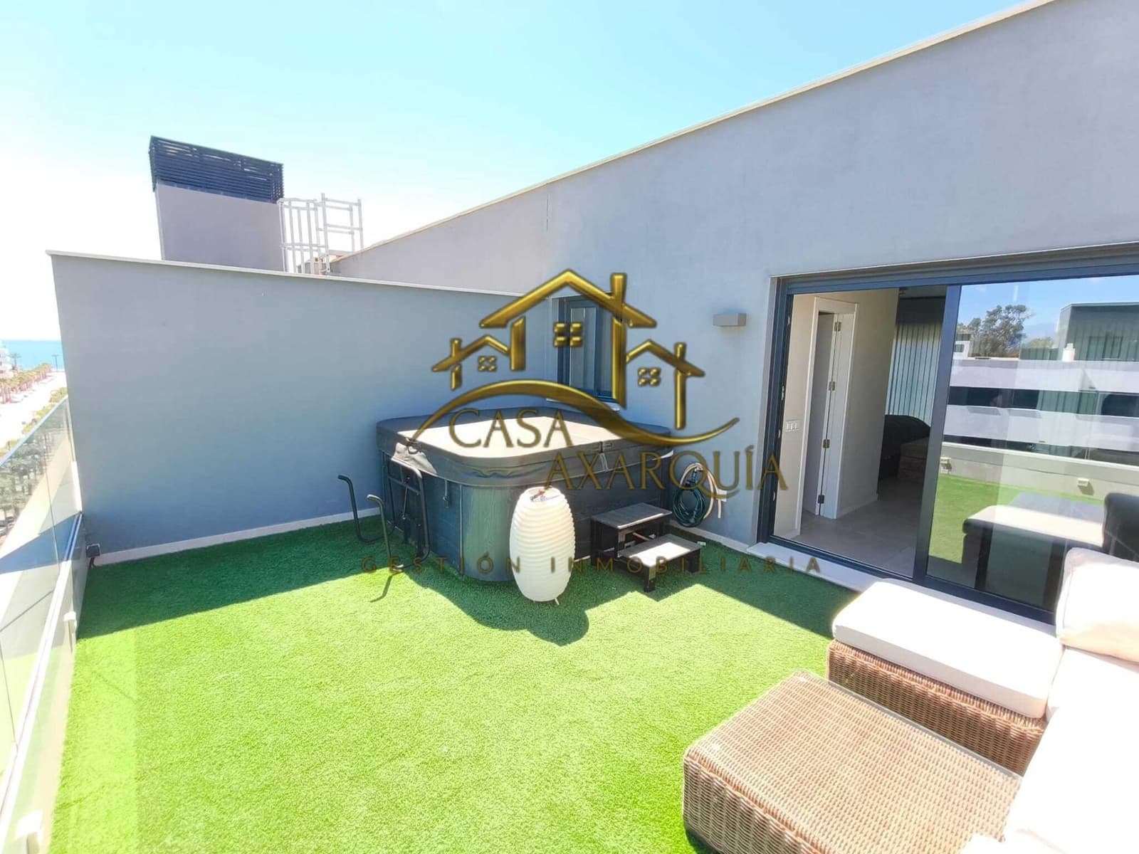 3 bedroom Penthouse for sale in Torremolinos with pool - € 1,150,000 (Ref: 9786780)