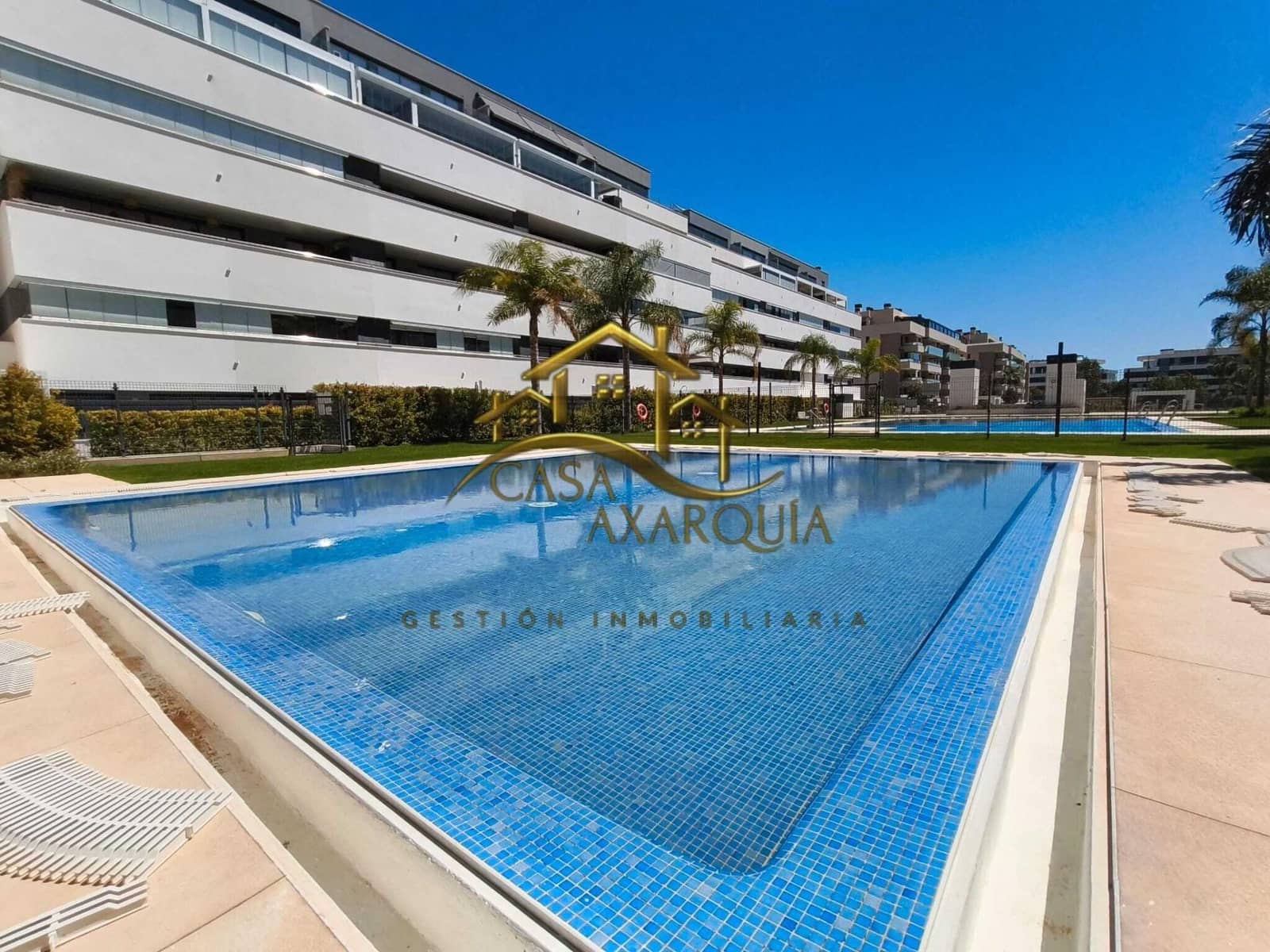 3 bedroom Penthouse for sale in Torremolinos with pool - € 1,150,000 (Ref: 9786780)