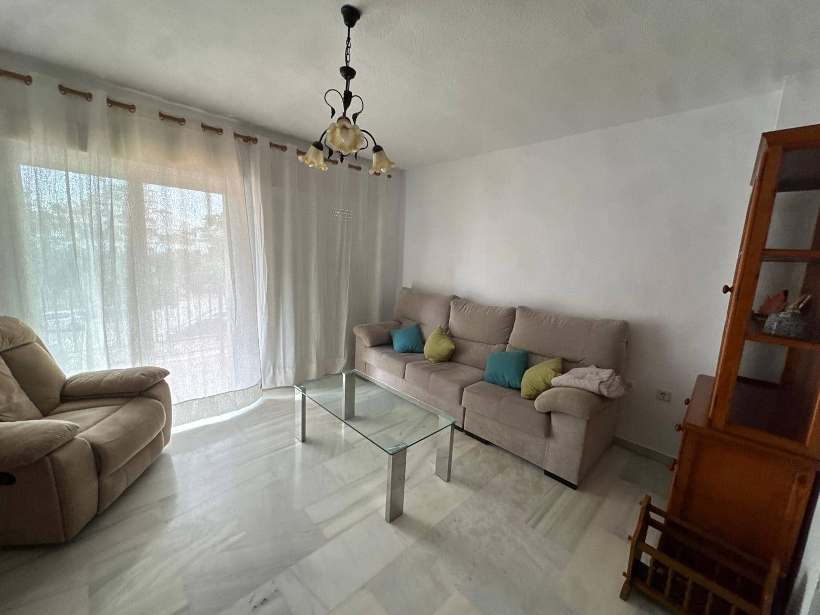 2 quarto Apartamento para arrendar em Torre del Mar com piscina - 1 000 € (Ref: 9831700)