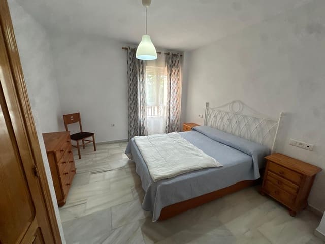 2 soverom Leilighet til leie i Torre del Mar, Vélez-Málaga med svømmebasseng - € 1 000 (Ref: 9831700)