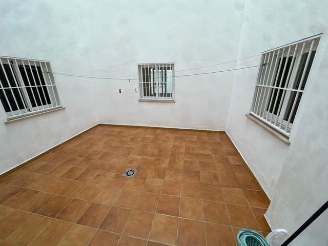 2 soverom Leilighet til leie i Torre del Mar, Vélez-Málaga med svømmebasseng - € 1 000 (Ref: 9831700)