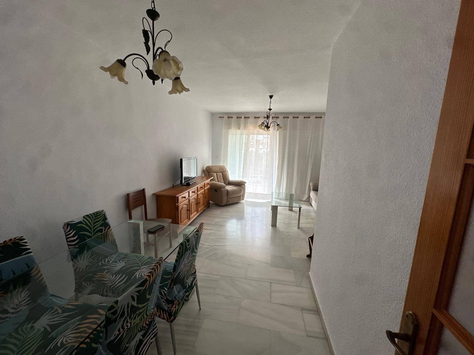 2 quarto Apartamento para arrendar em Torre del Mar com piscina - 1 000 € (Ref: 9831700)