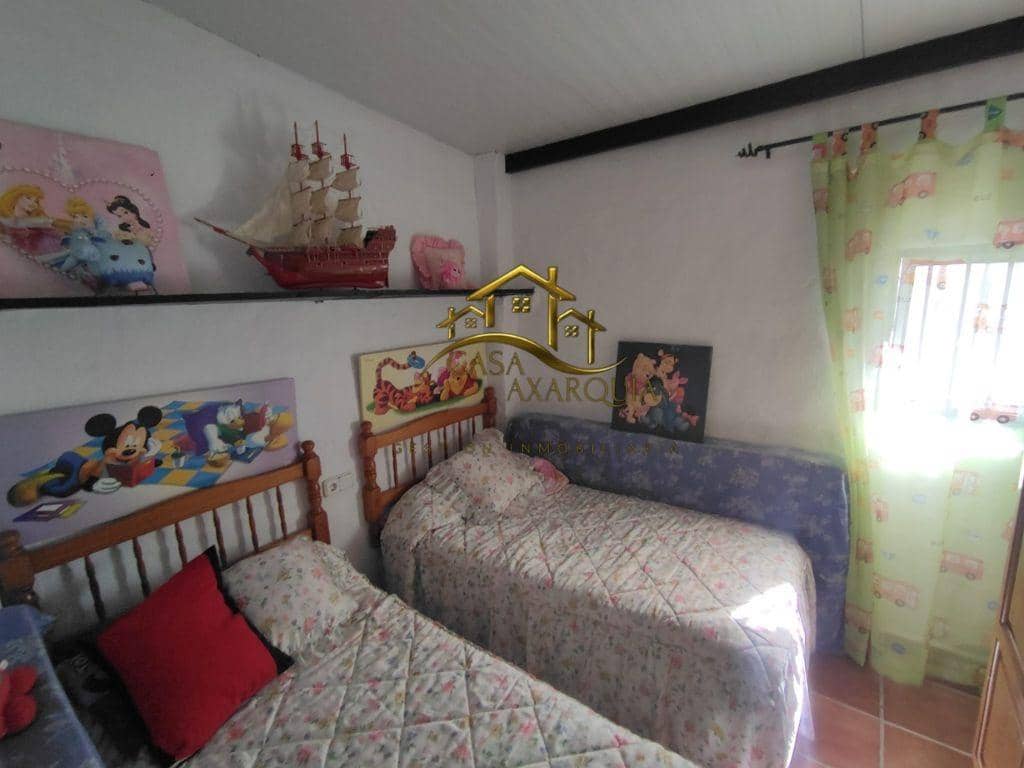 2 bedroom Townhouse for sale in Algarrobo - € 155,000 (Ref: 9865382)