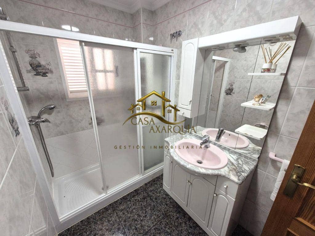 3 slaapkamer Flat te koop in Velez-Malaga - € 220.000 (Ref: 9867132)
