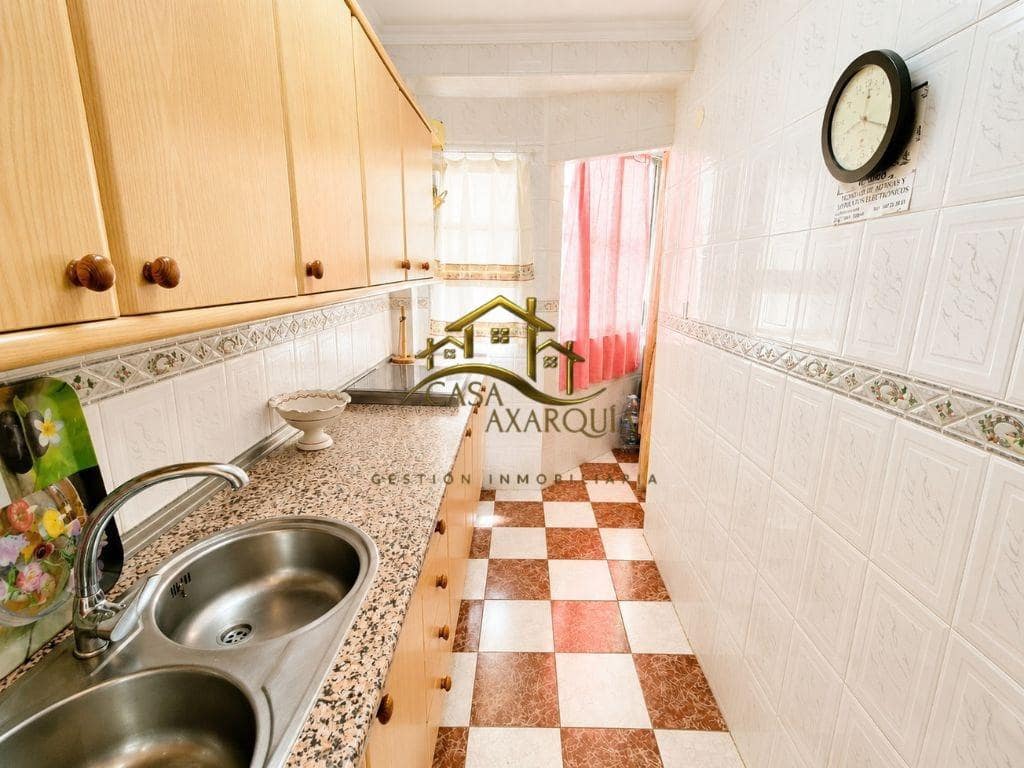 3 bedroom Flat for sale in Torre del Mar - € 240,000 (Ref: 9868799)