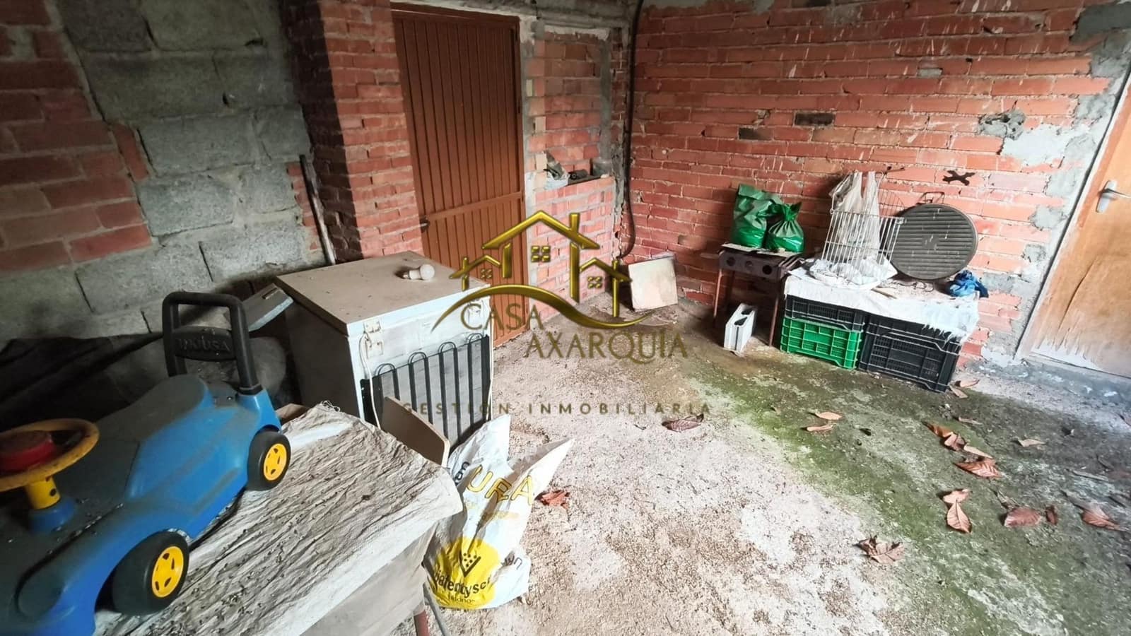 3 bedroom Townhouse for sale in Alhama de Granada - € 110,000 (Ref: 9873693)