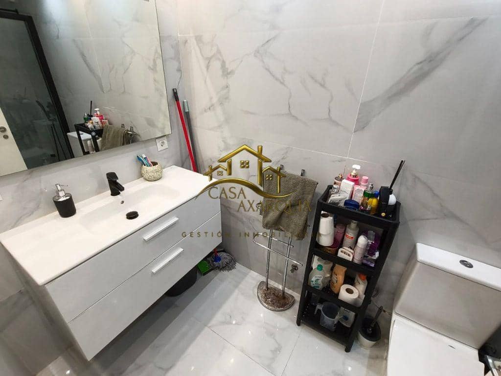 3 sovrum Lägenhet till salu i Malaga stad - 199 000 € (Ref: 9911219)