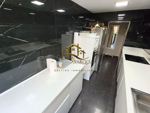 3 sovrum Lägenhet till salu i Málaga stad - 199 000 € (Ref: 9911219)