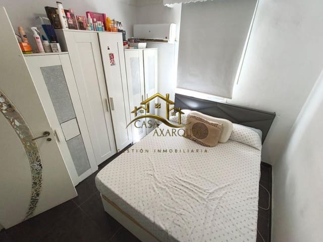 3 sovrum Lägenhet till salu i Málaga stad - 199 000 € (Ref: 9911219)